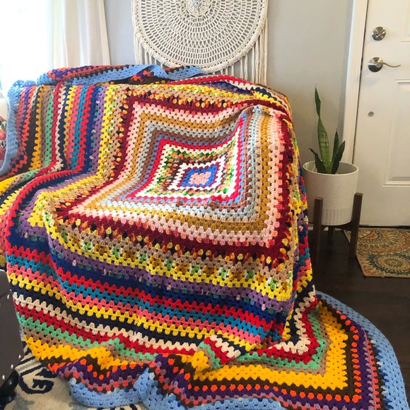 Vintage Rainbow Square Knit Afghan Blanket Large - Picture 2 of 6